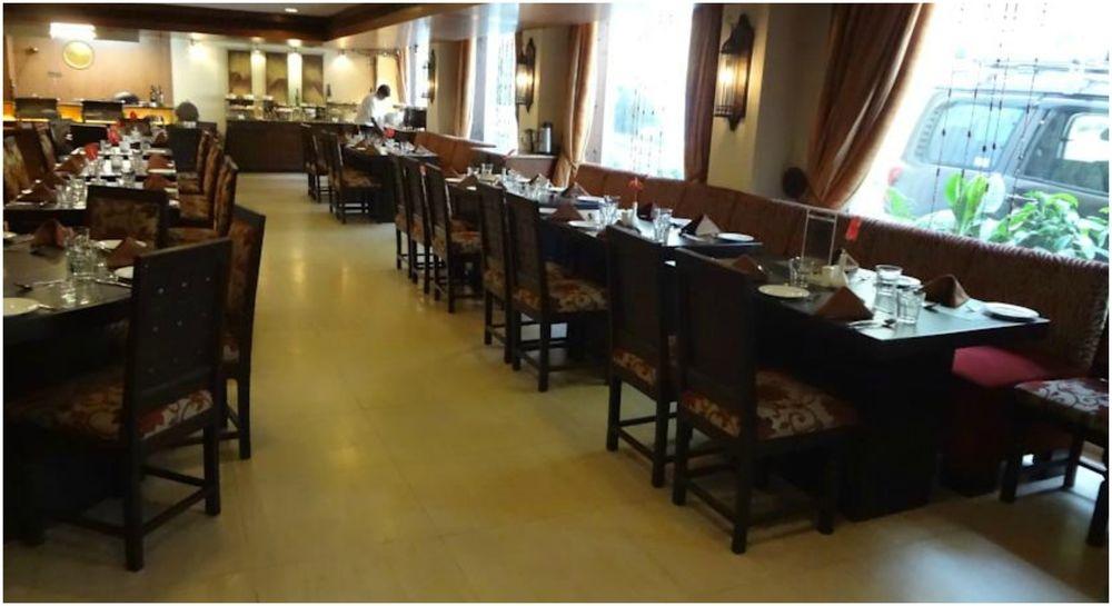 Goldfinch Hotel Mumbai Ngoại thất bức ảnh