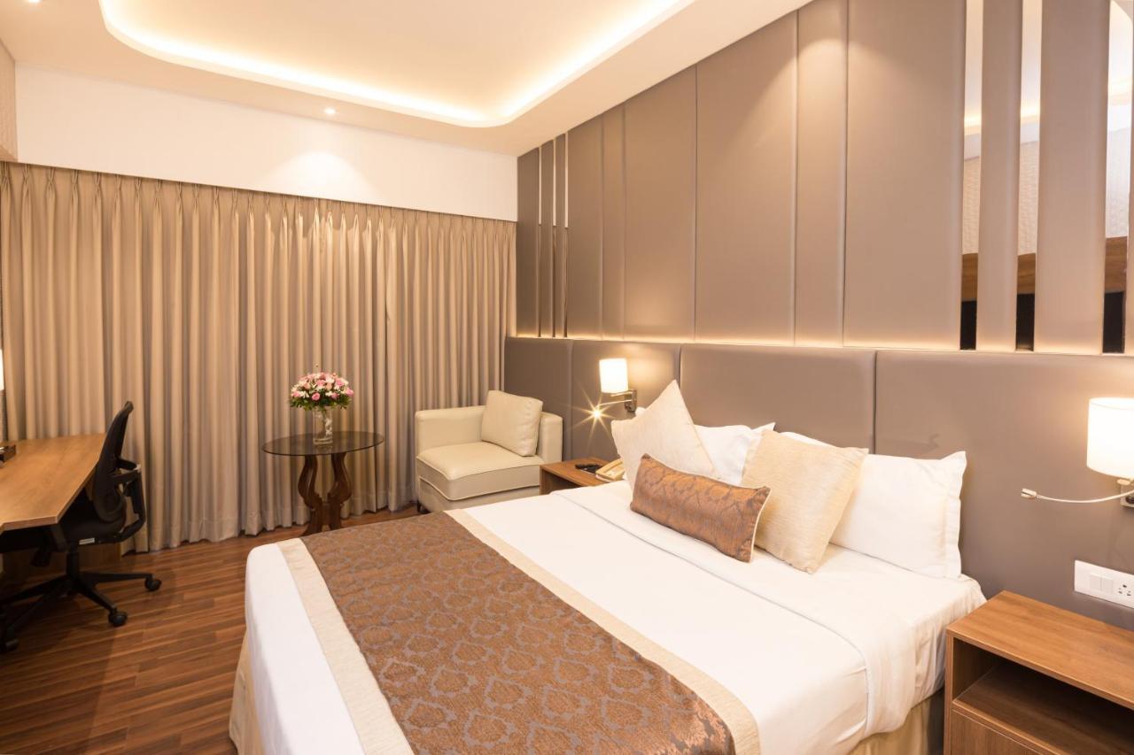 Goldfinch Hotel Mumbai Ngoại thất bức ảnh