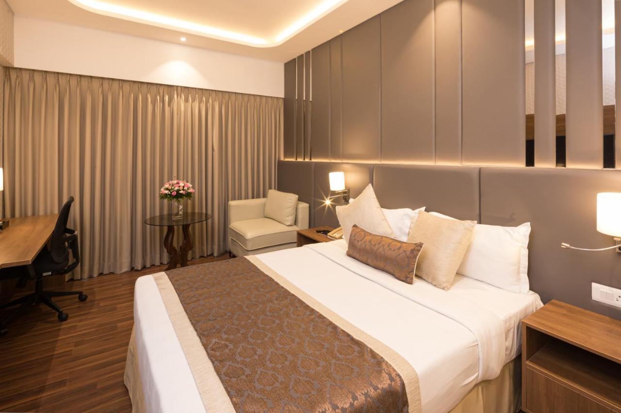 Goldfinch Hotel Mumbai Ngoại thất bức ảnh