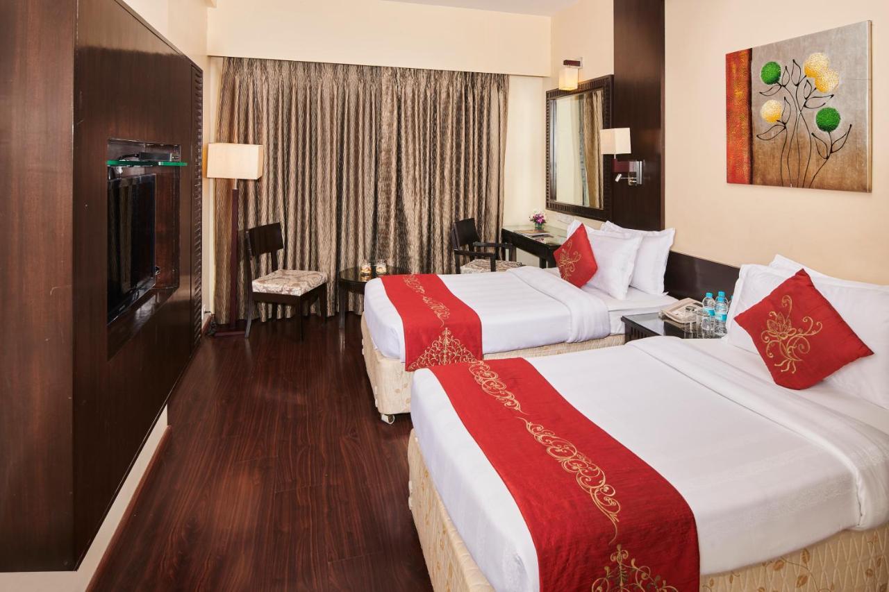 Goldfinch Hotel Mumbai Ngoại thất bức ảnh