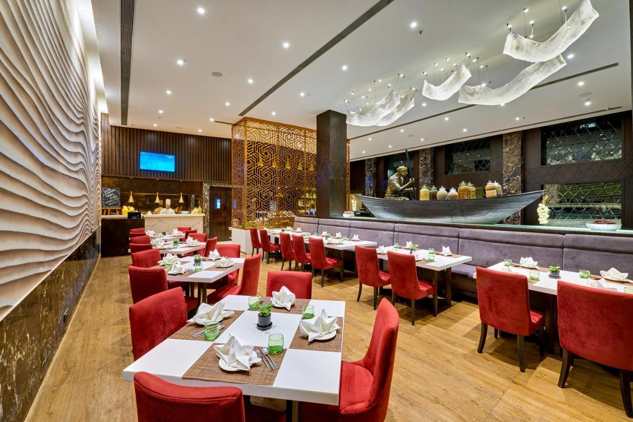 Goldfinch Hotel Mumbai Ngoại thất bức ảnh