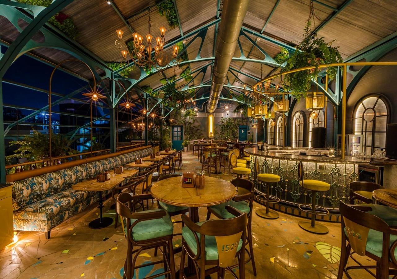 Goldfinch Hotel Mumbai Ngoại thất bức ảnh