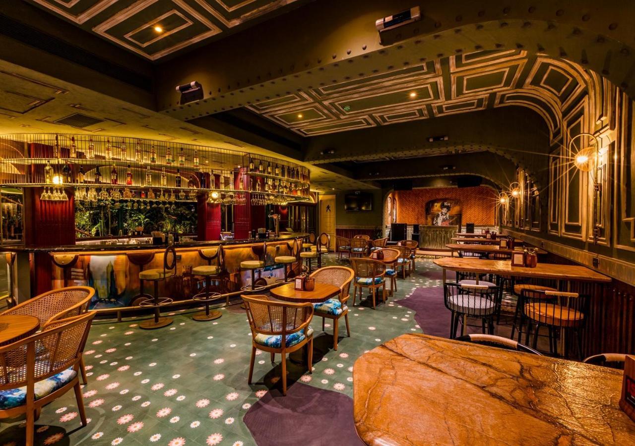 Goldfinch Hotel Mumbai Ngoại thất bức ảnh