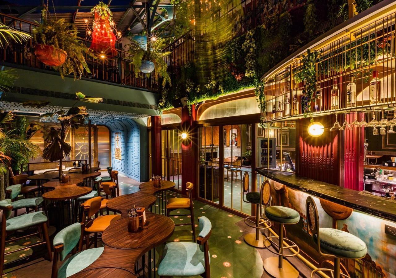 Goldfinch Hotel Mumbai Ngoại thất bức ảnh