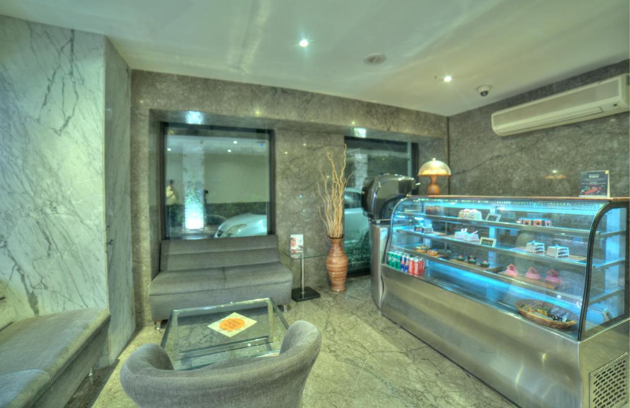 Goldfinch Hotel Mumbai Ngoại thất bức ảnh